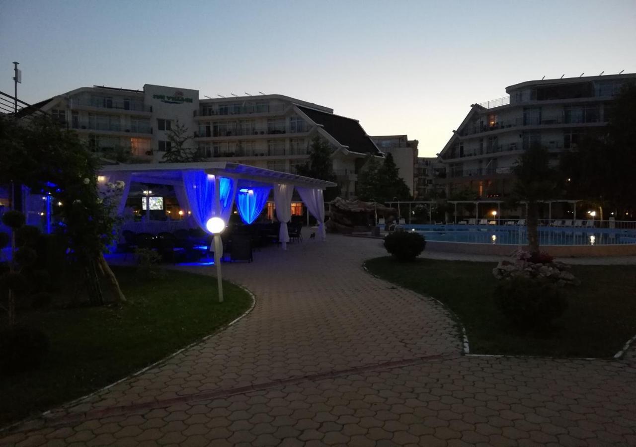Charis Cozy Family Apart At Sun Village Complex Close To The Beach Slăntjev Brjag Exteriör bild
