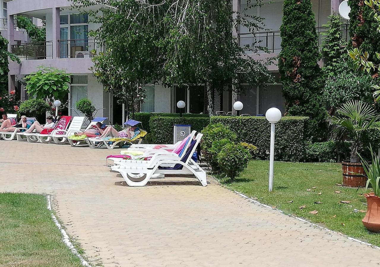 Charis Cozy Family Apart At Sun Village Complex Close To The Beach Slăntjev Brjag Exteriör bild