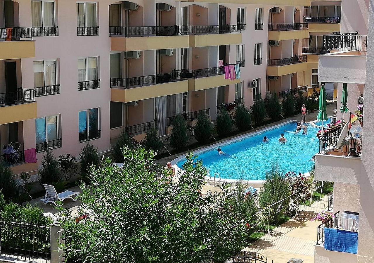 Charis Cozy Family Apart At Sun Village Complex Close To The Beach Slăntjev Brjag Exteriör bild