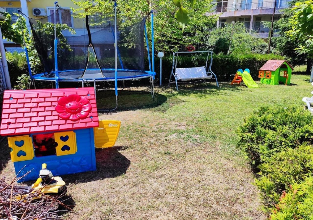 Charis Cozy Family Apart At Sun Village Complex Close To The Beach Slăntjev Brjag Exteriör bild